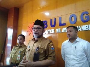 Sudirman: Stok Bahan Pangan Pokok Aman, Kecuali Gula Pasir
