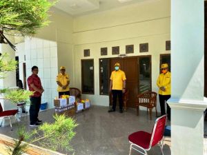 Fraksi Golkar DPRD Provinsi Jambi Beri Bantuan Vitamin ke Tenaga Medis Lawan Covid-19