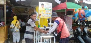 Cegah Penyebaran Covid-19, DPD Golkar Sediakan Hand Sanitizer di 6 Pasar di Kota Jambi