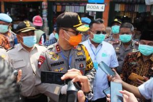 Antisipasi Lonjakan Harga di Tengah Wabah Corona, Kapolda Jambi Datangi Pasar Angso Duo