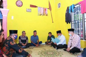 Gubernur Jambi Utus Perwakilan Santuni Keluarga Alm Pelatih Dayung Ari Kurniawan