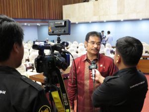 SAH: Untuk Dokter Dan Tenaga Medis Terimalah Hormat Kami Atas Pengabdiannya