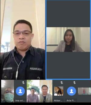 Diskusi Online COVID 19 Puskademia: Sharing Session Around The World Bersama Narasumber di 8 Negara