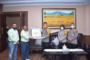 Terima 80 Set Bantuan APD, Kapolda Jambi: Diharapkan Dapat Menular ke Lainnya