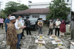 Bupati Al Haris Kembali Salurkan Bansos, Kali ini untuk Kelurahan Pasar Merangin dan Pasar Atas