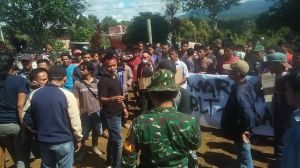BLT Dinilai Kurang Transparan, Kades Pematang Pauh Merangin Jambi Didemo Warga
