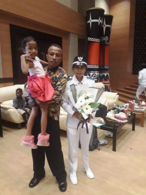 Keren... Istri Prajurit Jadi Kepala Kampung Di Perbatasan Merauke