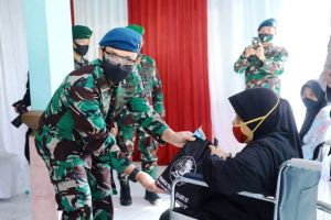 Solidaritas Alumni AKABRI 89 Berlanjut ke Tamansari Bogor, Bantu Penghuni Rumah Reyot dan Anak Cacat