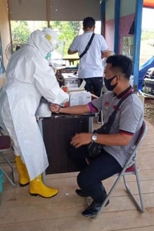 Jelang Faktualisasi Dukungan Perseorangan, Petugas KPU Tanjabtim Jalani Rapid Test