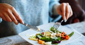 5 Trik Mengatur Porsi Makan untuk Kurangi Berat Badan