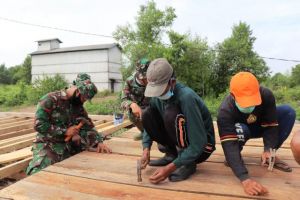 Satgas TMMD 108 Kodim Tanjab Kebut Program Bedah Rumah