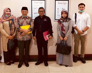 Bawa Rekomendasi Golkar, CE-Ratu Bertemu Sekjen DPP PDIP Hasto