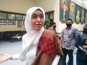 Optimis Diusung PDIP di Pilgub Jambi, Ratu Munawaroh: Yakin Dong, Merdeka!