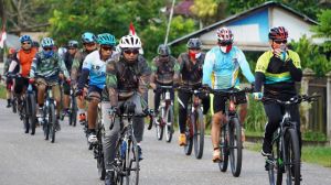 Usai Gowes Sinergitas, Polda Jambi bersama Korem Gapu  Baksos Untuk Warga Terdampak Covid -19 