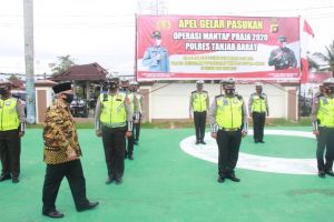 Bupati Pimpin Apel Operasi Mantab Praja Pengamanan Pilkada Serentak 2020