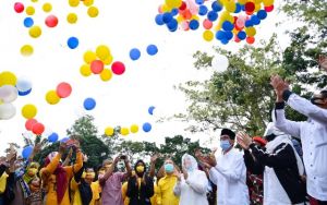 Diusung 4 Parpol, YA - Maha Daftar Hari Pertama Di KPU Batanghari