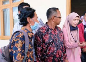 Mantan Ketua DPC PAN di Tebo  Dukung CE - Ratu