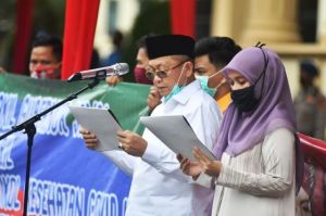 Program Unggulan CE-Ratu Ada Dua Ratus Juta Satu Desa untuk Padat Karya dan Jalan Nol Lubang