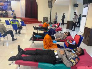 HUT ke-65, Ditlantas Polda Metro Jaya Gelar Bakti Sosial dengan Donor Darah