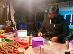 Melihat Perjuangan Anja, Nekat Buka Angkringan Saat Corona Meninggi