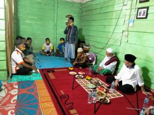 Warga Pamenang Curhat Soal Jalan Rusak ke Cek Endra