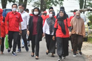 Konsolidasi PDIP di Kelurahan Beringin, Warga Antusias Sambut Ratu Munawaroh 