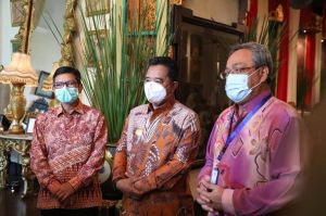 Pjs Gubernur Riau Minta Diskresi ke Dubes Malaysia Buka Perbatasan Antara Negara   