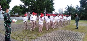 TOT PBB Paskibraka, Dua Prajurit TNI Korem 042/Gapu Diterjunkan