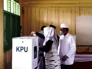 Data Masuk 50 Persen, UAS Hairan Unggul Sementara Pilbup Tanjabbar