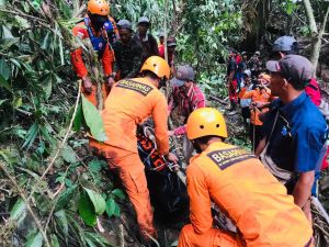 Tim Gabungan Berhasil Temukan Dua Jasad Korban Hanyut di Sungai Ladi