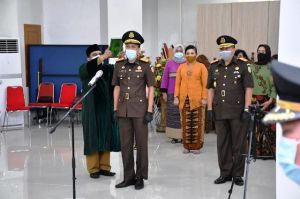 Resmi Dilantik, Hermon Dekristo Resmi Jabat Wakajati Jambi