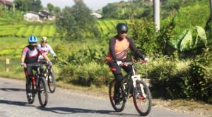 Pagi Ini, Kapolda Jambi Gowes dari Kayu Aro hingga Sungai Penuh