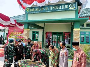 Bupati dan Wakil Bupati Tanjab Barat Hadiri Peresmian Kantor dan Rumdis Koramil