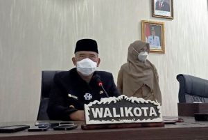 Tahun Ini Belum Gunakan Absen Elektronik, Fasha : Copot Lurahnya