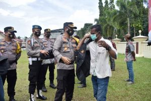 Kapolres Lantik 16 Tumenggung SAD Jadi Kelompok Sadar Kamtibmas