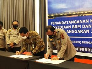 Pertamina Tandatangani Kerjasama Penyediaan BBM dan Pelumas Dengan Polda Jambi