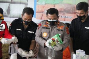 Polda Jambi Musnahkan BB Ribuan Butir Ekstasi hingga Puluhan KG Ganja dan Sabu