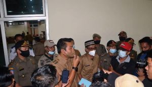 Kadis Nakertrans Tak Hadir Di Rapat Perdana, Bupati: Mungkin Belum 'Move On'