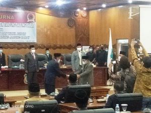 Safrial- Amir Sakib Tak Hadir, Sertijab Bupati - Wakil Bupati Tanjabbar 2021-2024 Berjalan Mulus