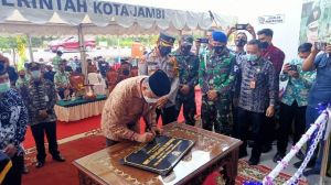 Walikota Jambi Resmikan Pasar Pasir Putih