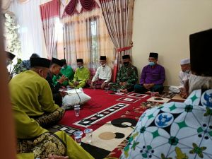 Kapten Inf Rilman Diminta Jadi Saksi Nikah Warga Desa Sungai Terap