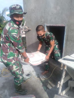 Gotong Royong Untuk Rehab Masjid di Mekar Jaya