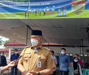 Fasha Tinjau Vaksinasi Di Kelenteng Tapekong YKS