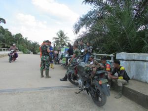 Omset Pedagang Keliling di Sungai Terap Meroket Karena Satgas TMMD
