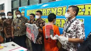 Penyedia Buku Tabungan Pertama Investasi SR Ditangkap Ditreskrimsus Polda Jambi di Jatim
