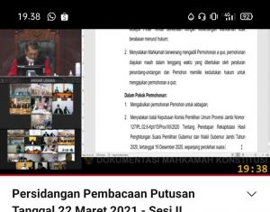 BREAKING NEWS : Kabulkan Gugatan CE - Ratu, MK Perintahkan PSU