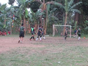 Satgas TMMD Tumbang di Turnamen Bola yang Digelar Kukerta STAI Maarif