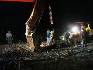 Bomag yang Terjebak di Lokasi TMMD Berhasil Dikeluarkan