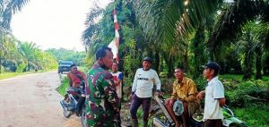 Kaur Bhakti Kodim 0415/Batanghari Sempatkan Sosialisasi Prokes ke Warga