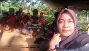 Lebih Dekat dengan Dwi Oktapiani, Pendamping Warga SAD di Sumay Tebo